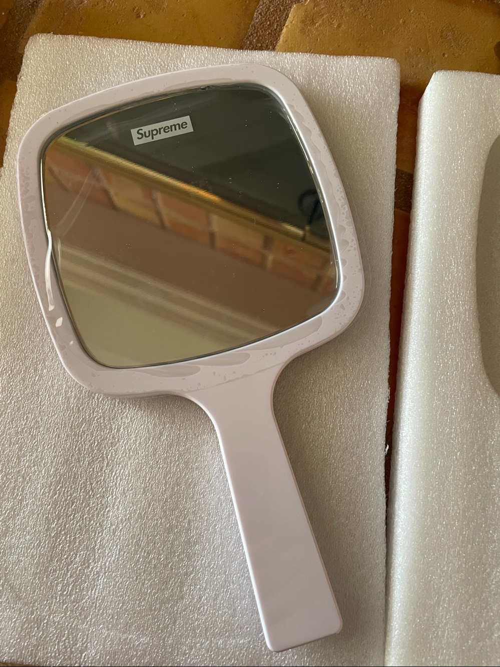 Supreme hand mirror new in box FW18